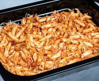 Ración macarrones con chorizo