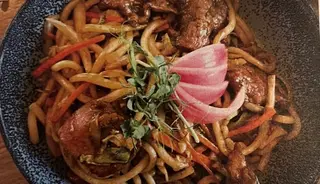 363 Udon rezanci sa junetinom 