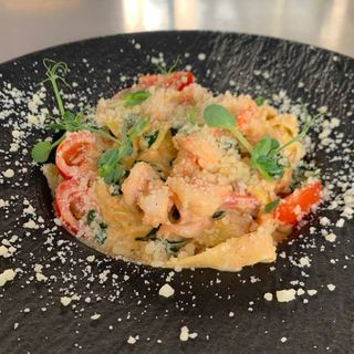 Паста з тигровою креветкою