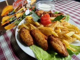 Meniu mare aripioare de pui barbeque