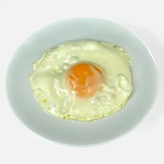 შემწვარი კვერცხი / fried egg