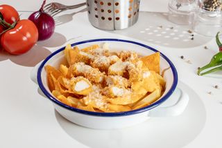 CARTOFII AIA CU PUI CRISPY