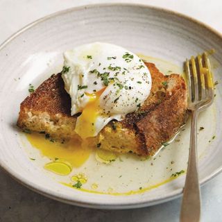 Two sausages & toast