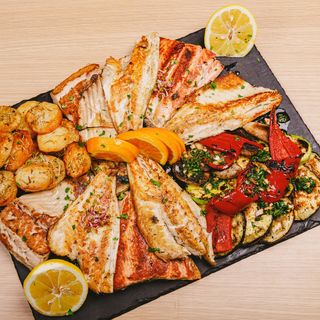 Grigliata mista di pesce sfilettato