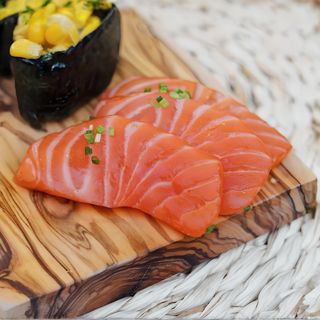 SASHIMI DE SALMÒN 4U'