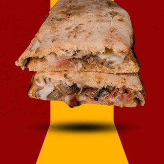Campero philycheesesteak