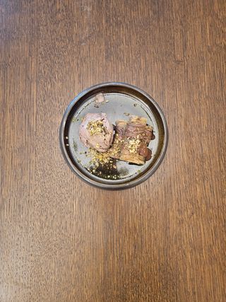 Baclava cu inghetata de ciocolata si fistic granulat