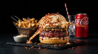 Combo Hamburguesa La Patrona Con Bebida Y Patatas