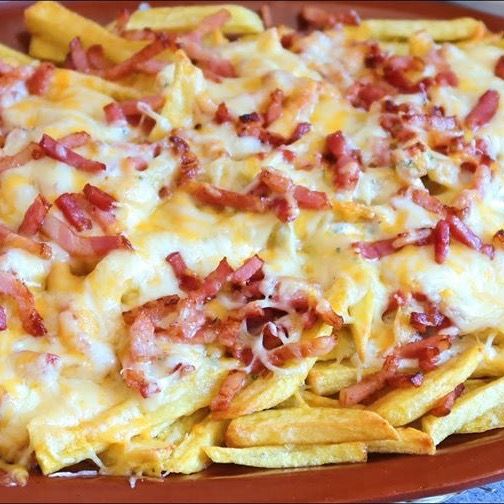 Patatas cheddar y bacon