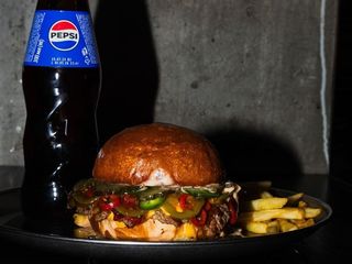 Chili cheese smash burger Menu (385\0,33g)
