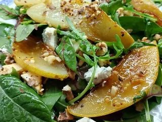 САЛАТ З ГРУШЕЮ ТА ДОР БЛЮ (130g)