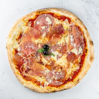 Pizza sa pršutom velika