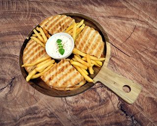 Skepasti wege (Megali)