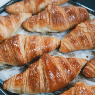 Croissant Trufada y Albaricoque