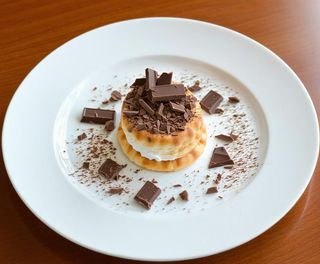 Sfincione con Mascarpone al Caffè e Scagliette di Cioccolato