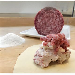 Panzerotto Fritto con Salame e Philadelphia