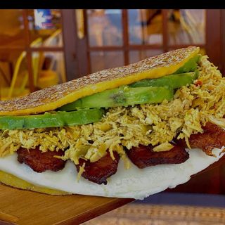 Cachapa la Catira Golosa
