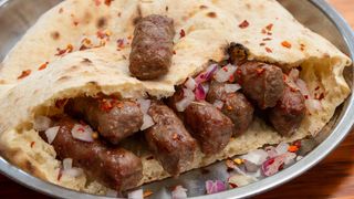 Sarajevski ćevapi na porciju