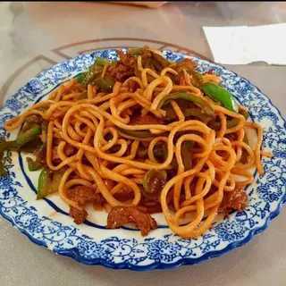 Fried Noodles With Greenpepper And Beef