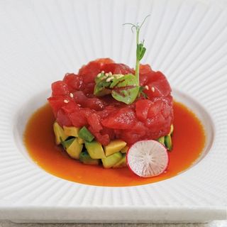 8 . Tartare tonno