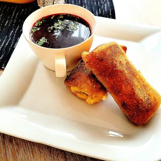 barszcz czerwony z krokietem 