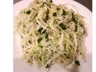 Салат з капусти (200г)