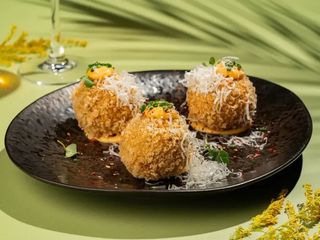 АРАНЧІНІ З ТЕЛЯЧОЮ ЩОКОЮ (220g)