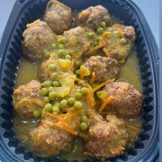 Albóndigas En Menestra