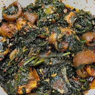 Eforiro vegetables mixed with pomo 