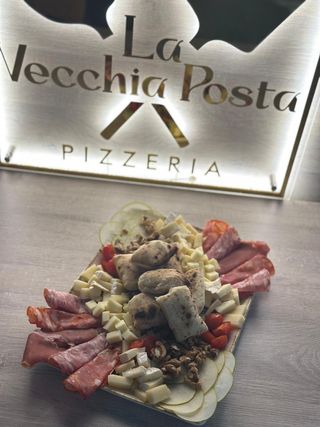 Tagliere di salumi e formaggi