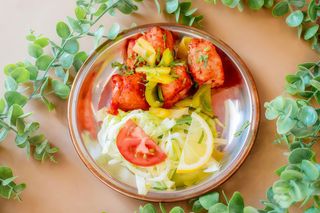 APERITIVO DE POLLO TIKKA