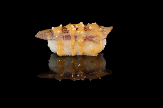 Nigiri Flameado Atún (2 Pzs.)