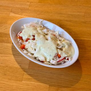 Kapusta pekińska z sosem czosnkowym