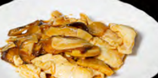 64 Pollo con bambu e funghi