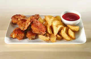 Cazuela De Alitas De Pollo Muy Fritas