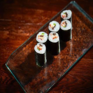 Hosomaki De Anguila Y Pepino (6 Pzs.)