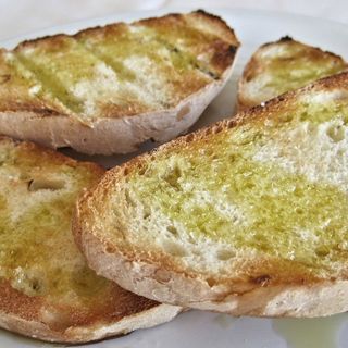 Pan De Ajo Con Queso
