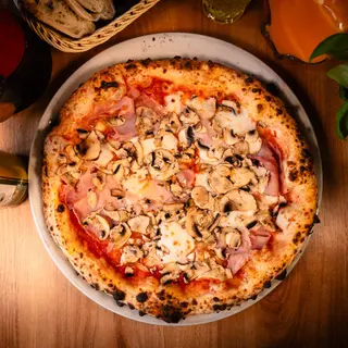Pizza Prosciutto e funghi