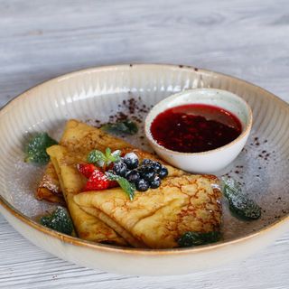 БЛИНЫ С ВАРЕНЬЕМ