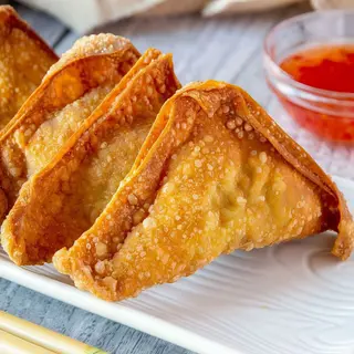 9. Wan Tun Frito