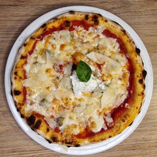 Pizza Quattro Formaggi (30 Cm.)