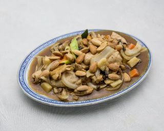 Galinha com Cogumelos chineses, bambu e algas