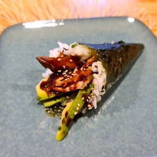 Temaki Anguila