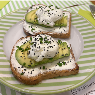 Avocado Toast Eggs & Philadelphia