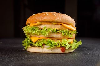 Роял Чікен Чізбургер (330г)