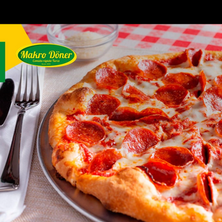 PIZZA SALAMI (30 CM)