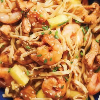 9. Noodles Chow Mein De Ananás