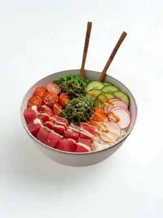 Atún Poke Bowl