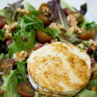 Ensalada De Queso De Cabra