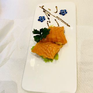 65 Sashimi salmone